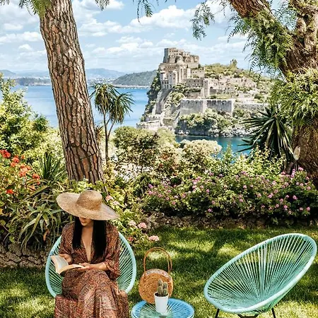 Livia * Ischia