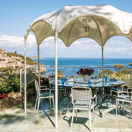 Livia Guest house